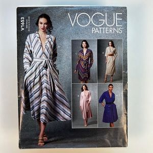 VOGUE PATTERNS V1563 Sewing Pattern size ES 14 16 18 20 and 22 Faux wrap dress